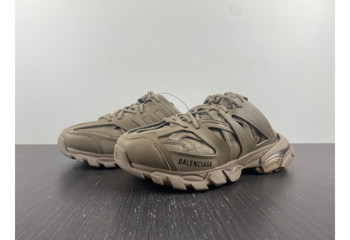 Ba*len*cia*ga track trainer  btt-026