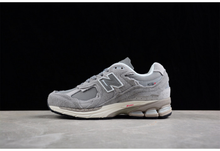 new balance nb-082