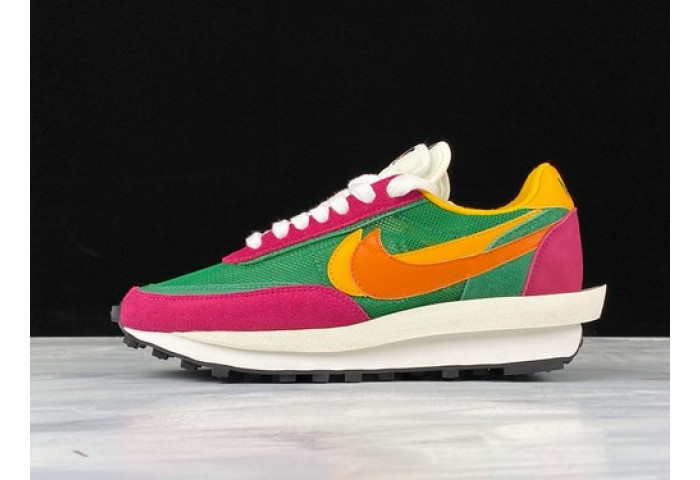 nike ld waffle sacai pine green bv0073-301
