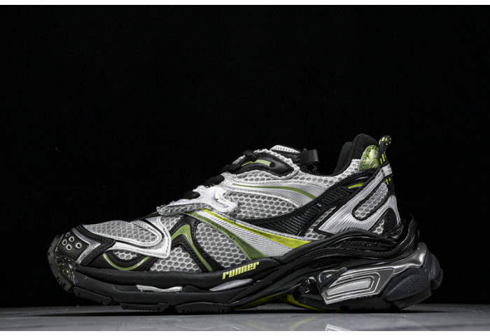 Ba*len*cia*ga track runner btt-205