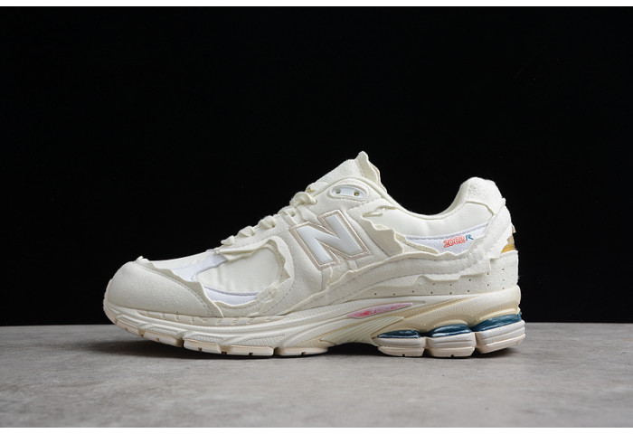 new balance  m2002rdc