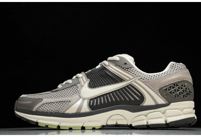 nike air zoom vomero 5 fb8825-001