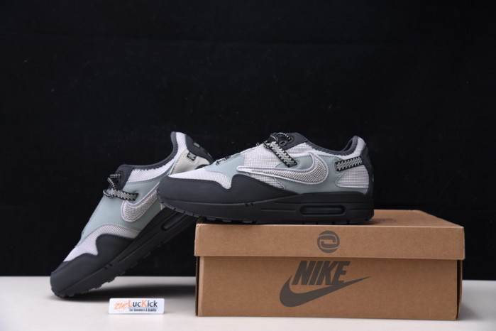 travis scott x nike air max 1 dusty sage  do9392-001