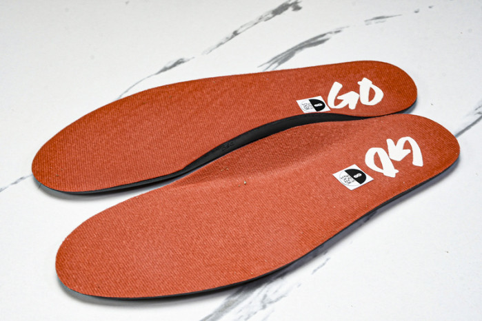 Air Jordan 4 HF4340-800