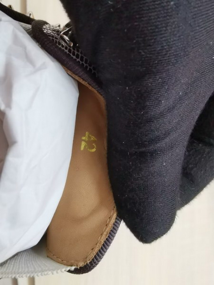 deal sneakers   dss-047