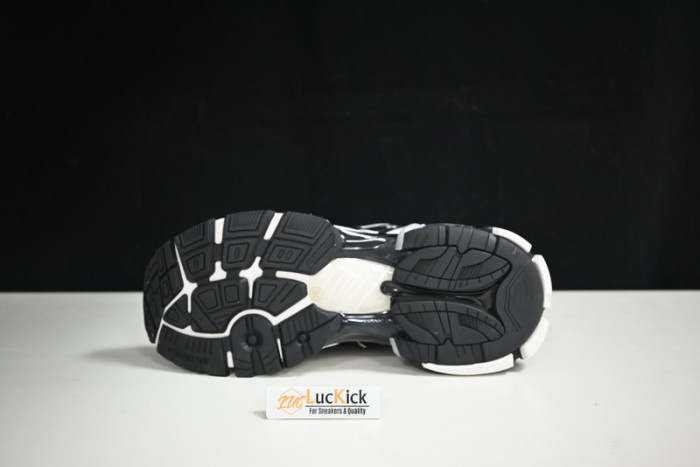 BALENGA RUNNER 677403-W3RB3-9010