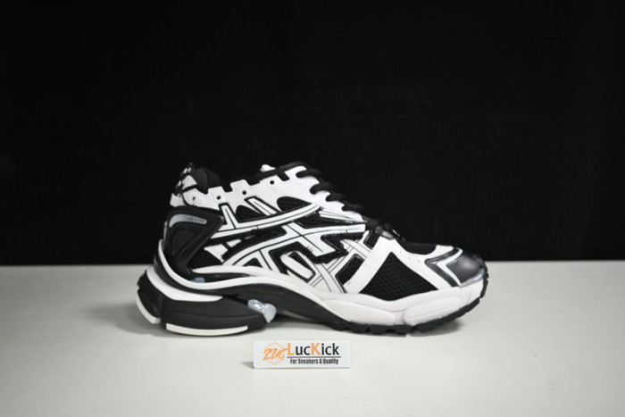 BALENGA RUNNER 677403-W3RB3-9010