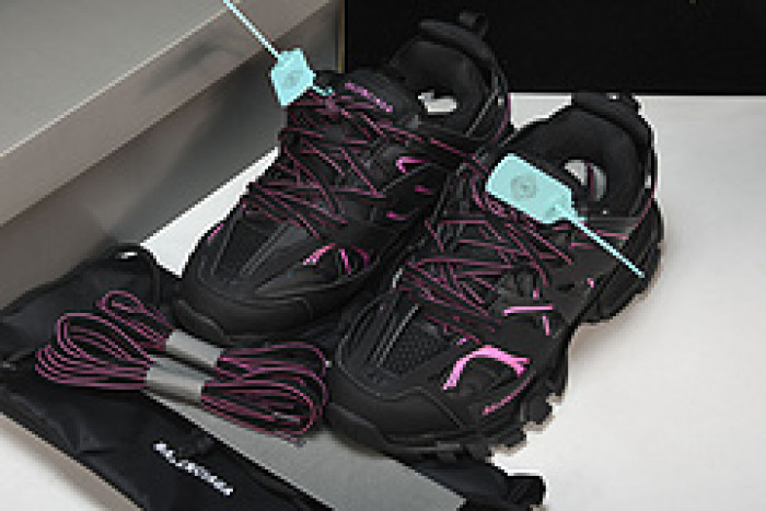 Ba*len*cia*ga track trainer    btt-051