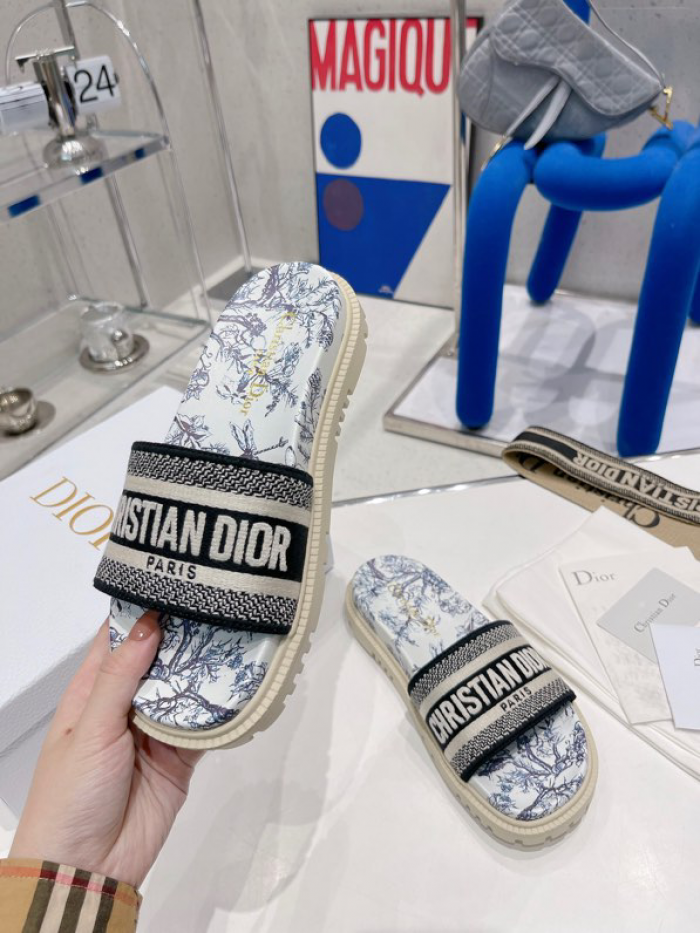 DIOR SLIDES DS-015