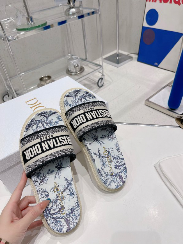 DIOR SLIDES DS-015