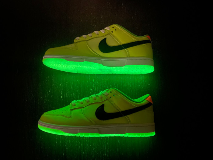 nike dunk low “glow in the dark”  fj4610-702