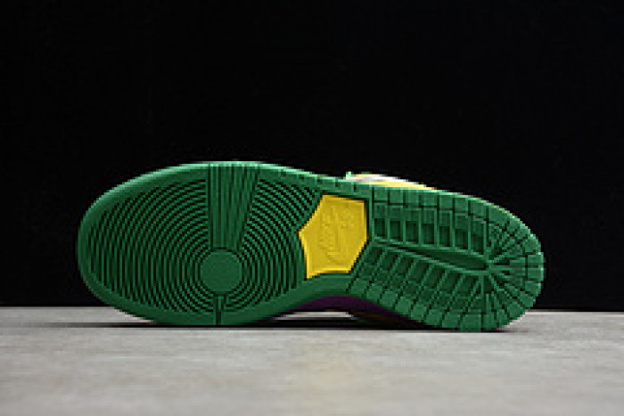 nike dunk low 318403-137