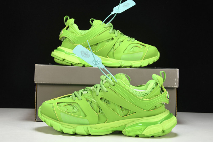 Ba*len*cia*ga track trainer    btt-045