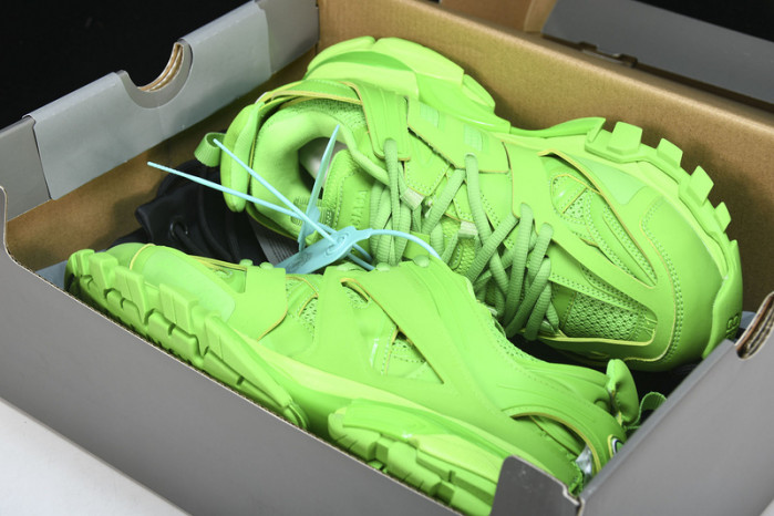 Ba*len*cia*ga track trainer    btt-045