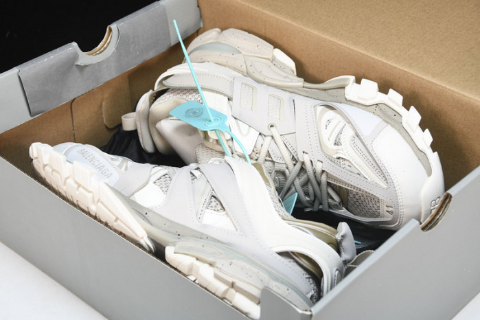 Ba*len*cia*ga track trainer   btt-044