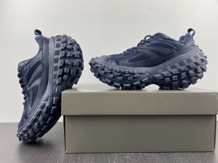 Ba*len*cia*ga track trainer  btt-029