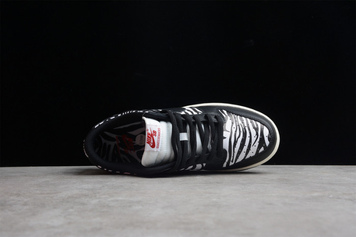nike sb dunk low og qs quartersnacks zebra dm3510-001
