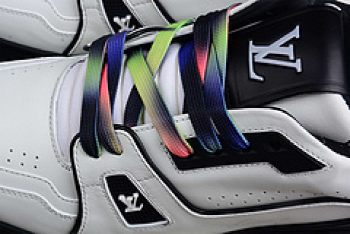 LOU VUIT SCI-FI SNEAKERS LVSS-028