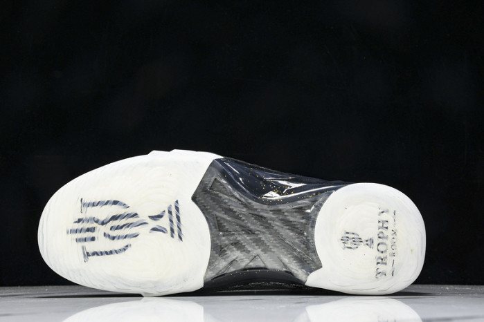 Air Jordan x Air Jordan 23 Retro 853336-023