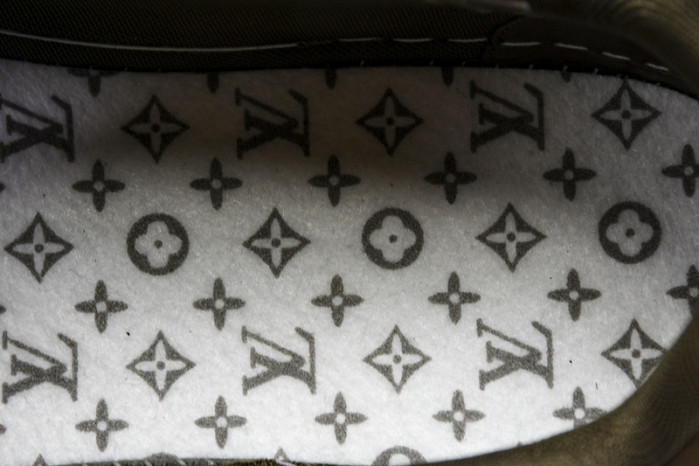 LVT SNEAKERS LVSRS-0031