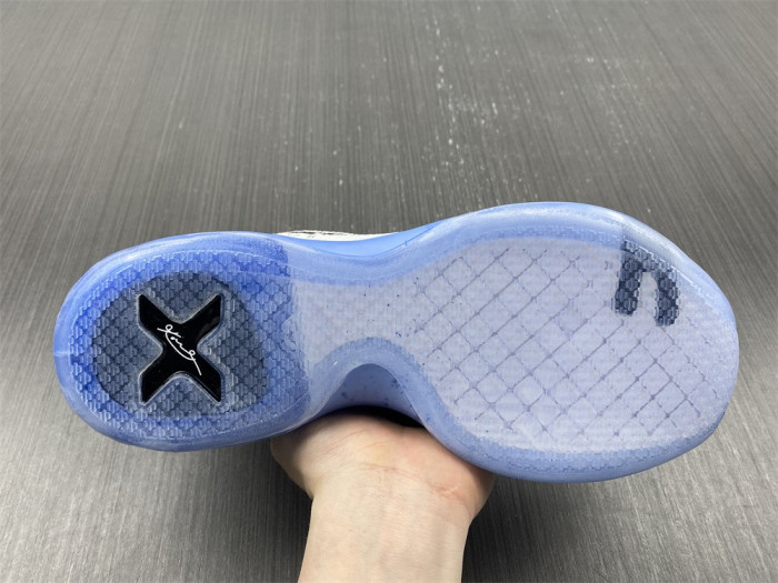 NIKE Kobe 10 X EP 805937-101
