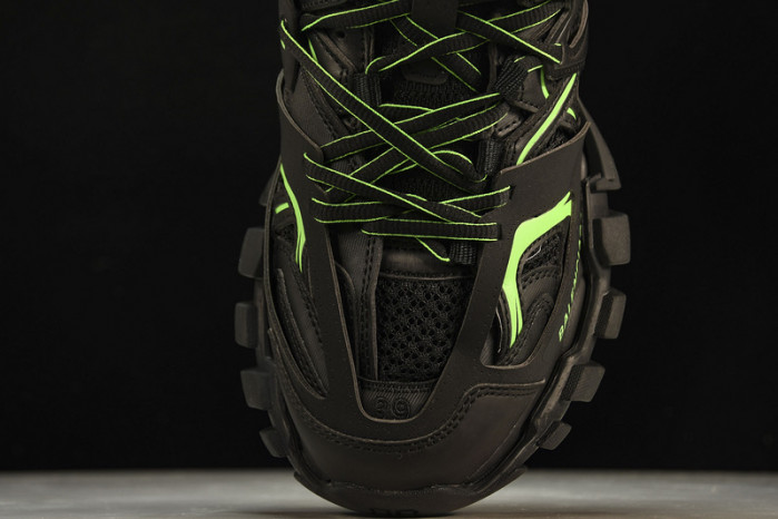 Ba*len*cia*ga track trainer  btt-075