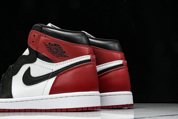 Air Jordan 1 High Retro 555088-125