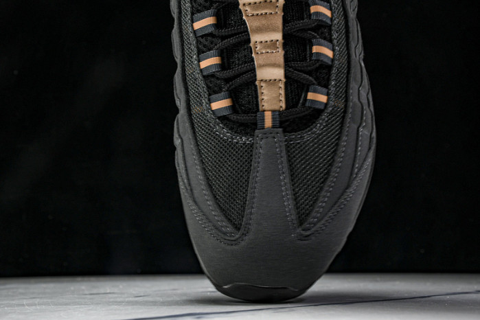 Central Cee x Nike Air Max 95 HQ6457-001