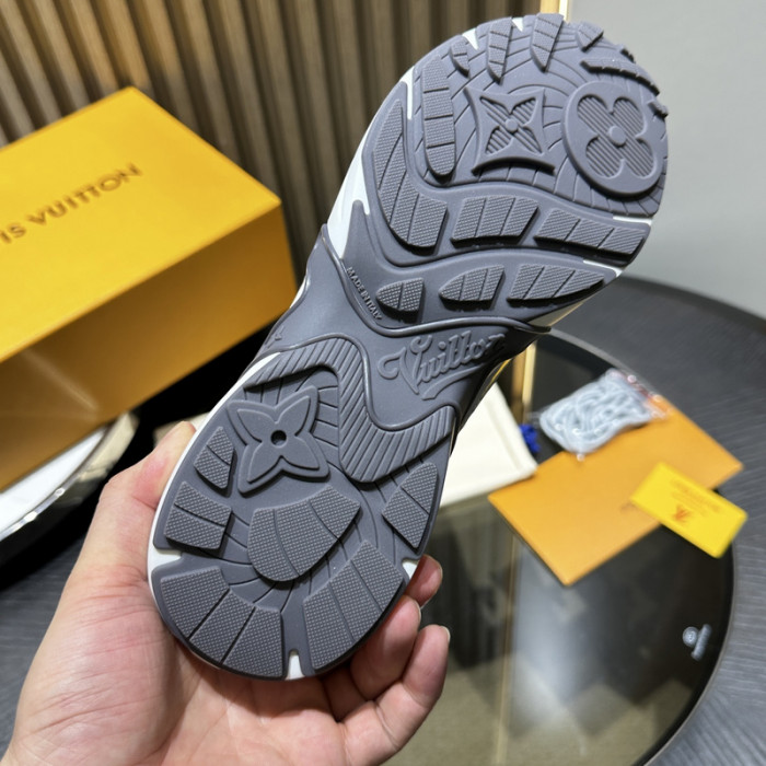 L*VT OLYMPIA LTOA-005