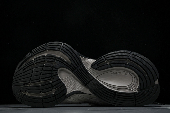 B*AL*ENCIAGA CIRCUIT BC-006