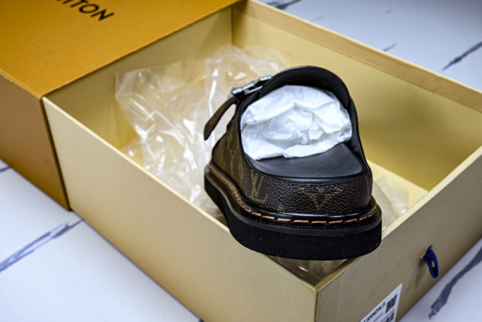 L*VT SANDALS LVLSS-0131