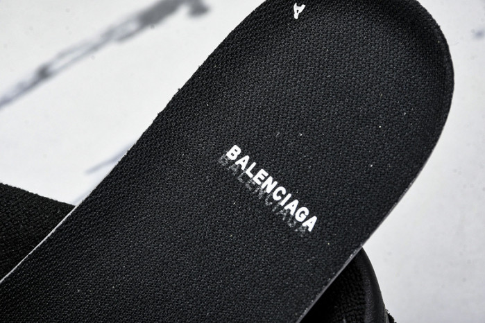 Balenciaga Hamptons Worn-Out WCURB1000