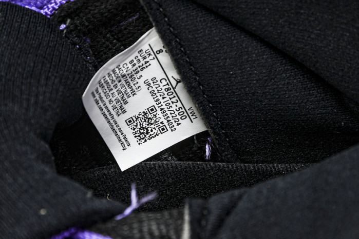 Air Jordan 11 CT8012-500