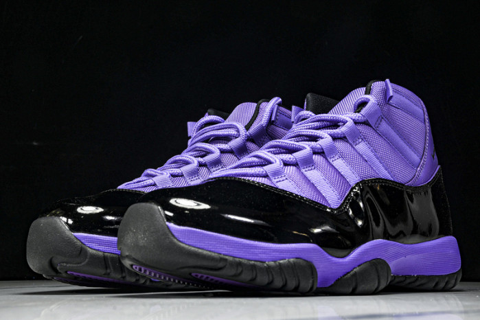 Air Jordan 11 CT8012-500