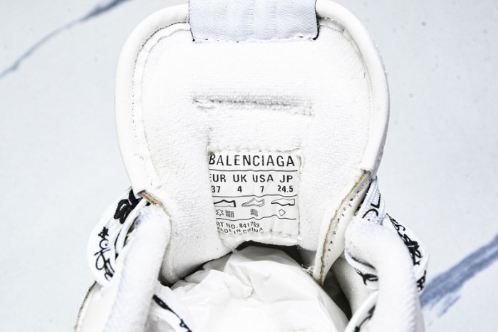 Balenciaga Hamptons Worn-Out WCURS9000