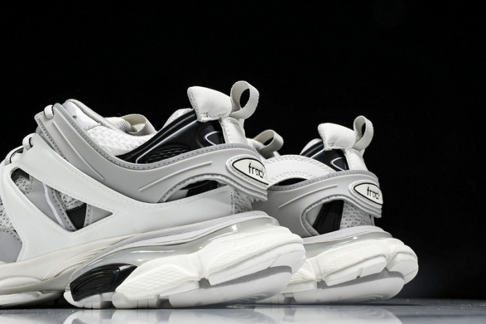 Ba*len*cia*ga track runner btt-199