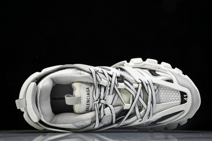 Ba*len*cia*ga track runner btt-199