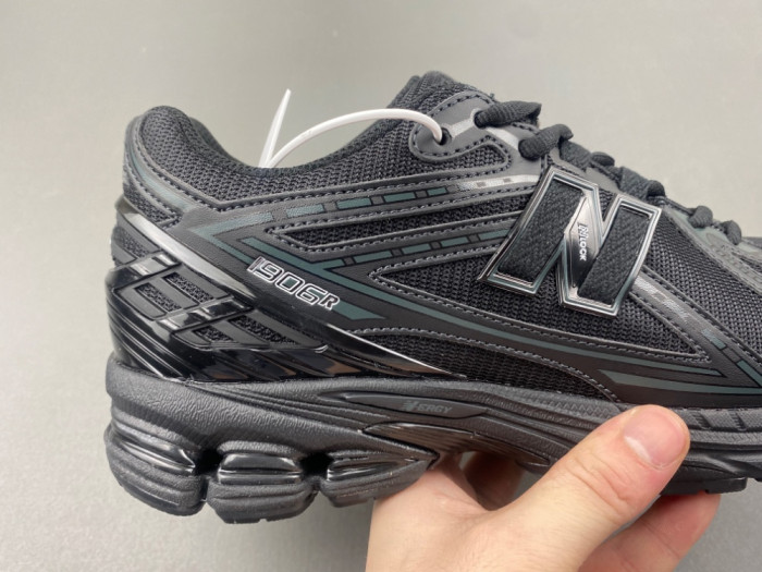 New Balance 1906 M1906RBB