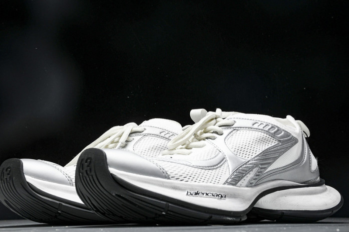 B*AL*ENCIAGA CIRCUIT BC-004