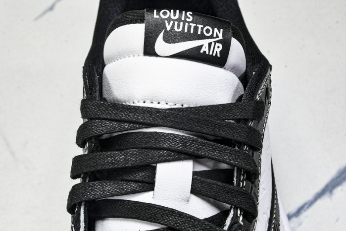 Travis Scott x Jordan Air Jordan 1 Low DL2211-001