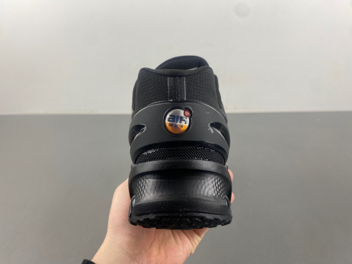 Nike Air Max DN8 FQ7860-008