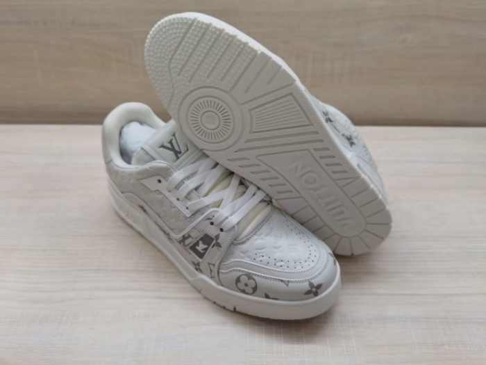 LOU VUIT SNEAKERS LVSS-0333