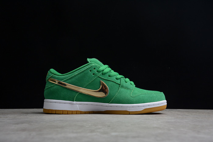 nike sb dunk low"st.patrick