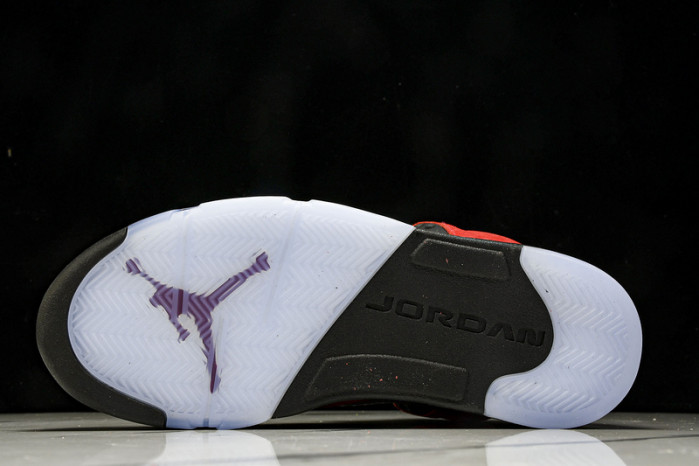 Air Jordan 5 “Raging Bull” DD0587-600