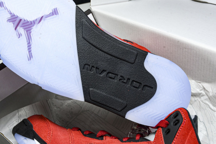 Air Jordan 5 “Raging Bull” DD0587-600