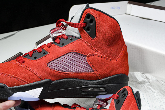 Air Jordan 5 “Raging Bull” DD0587-600