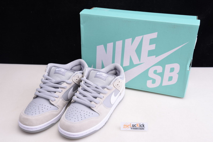 nike sb dunk low summit white wolf grey ar0778-110
