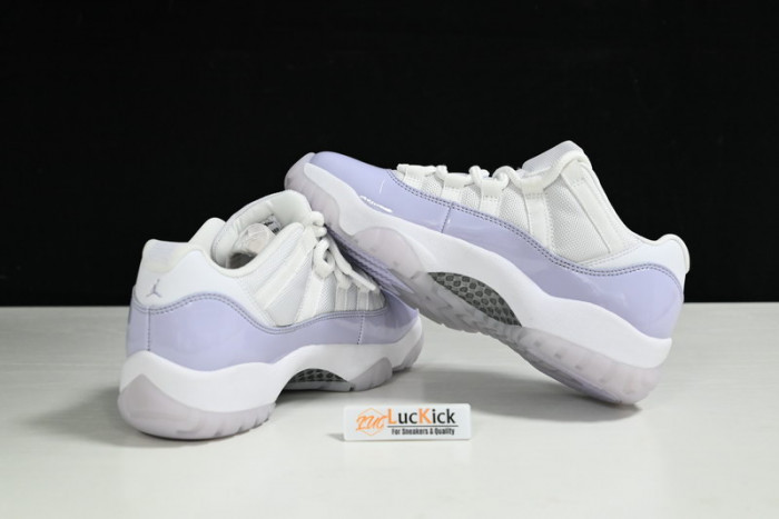 air jordan 11 retro low " pure violet "   ah7860-101