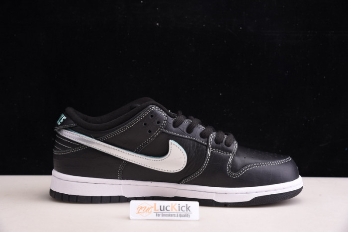 nike sb dunk low Di*m*nd s*pply co black Di*m*nd bv1310-001