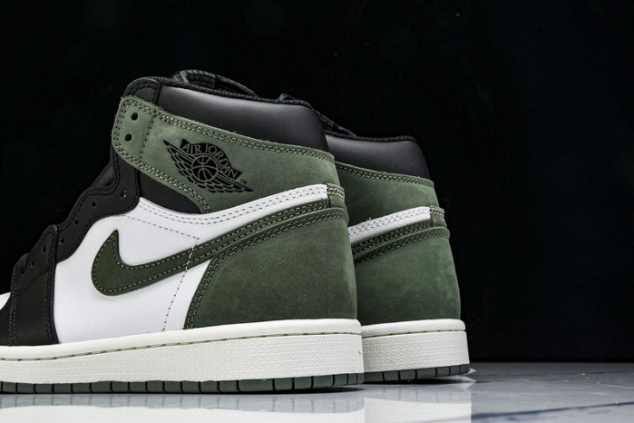 Air Jordan 1 Retro High "Clay Green" 555088-135